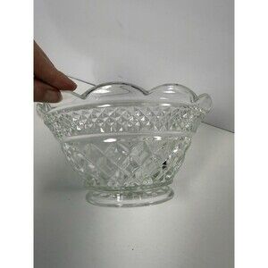 Vintage Anchor Hocking Wexford Medium Footed Glass Fruit Serving Bowl 8 inches